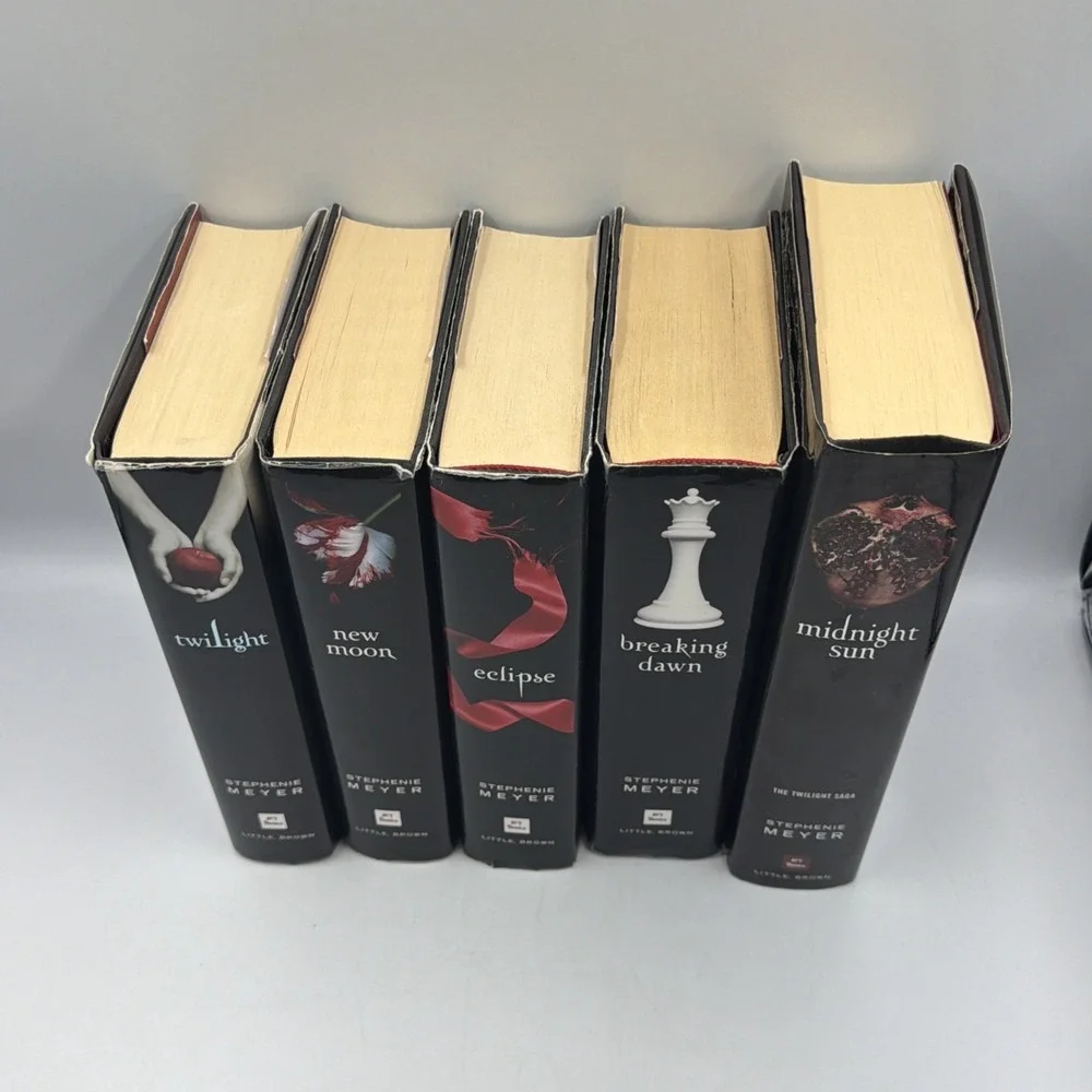 Stephenie Meyer Twilight Saga 5 Hardcover Book Lot Breaking Dawn Midnight Sun